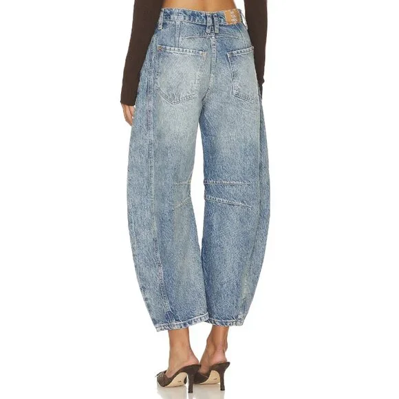 FREE PEOPLE WE THE FREE Good Luck Mid Rise Barrel Jeans Ultra Light Beam 31S - Picture 2 of 16